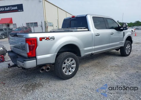 2019 Ford F-250 Platinum z USA, uszkodzony, nr VIN 1FT7W2BT7KEG65807